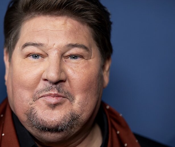 Martijn Krabbé wint speciale award voor Kopen Zonder Kijken en The Voice of Holland