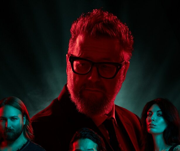 Martin Koolhoven helpt veelbelovende filmregisseurs een handje in Koolhoven Presenteert