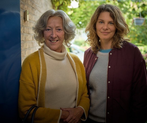 Omroep MAX herhaalt het eerste seizoen van Maud & Babs