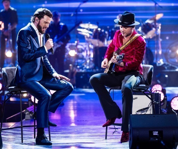 Bouke & The ElvisMatters Band brengen een ode aan Elvis in een nieuwe MAX Muziekspecial