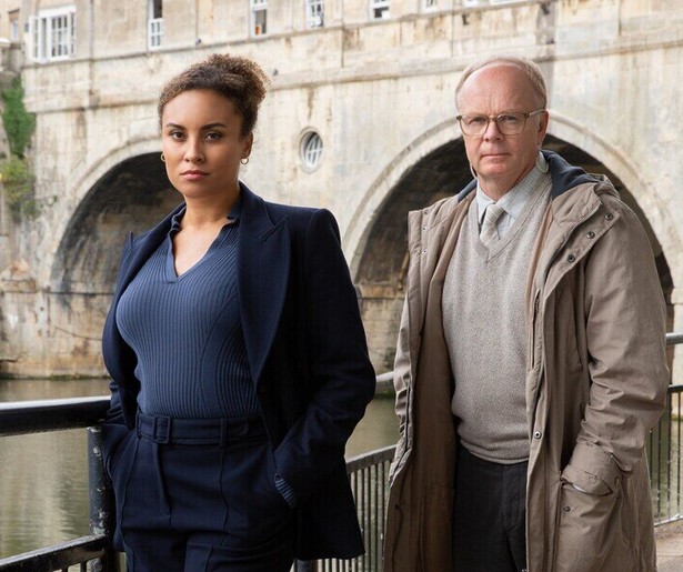 Een moord tijdens een pitstop in McDonald & Dodds