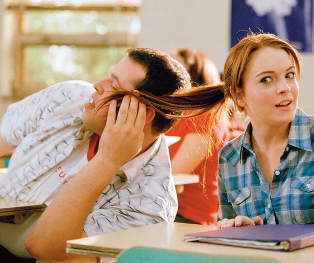 Lindsay Lohan ontdekt hoe gemeen meiden kunnen zijn in Mean Girls