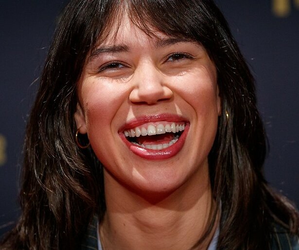 TikTok-hitzangeres MEAU treedt op tijdens Koningsdag Concert