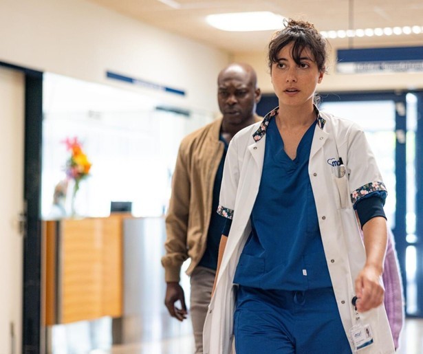 Assistent-arts Luna houdt zich niet aan het strenge protocol in Medisch Centrum West