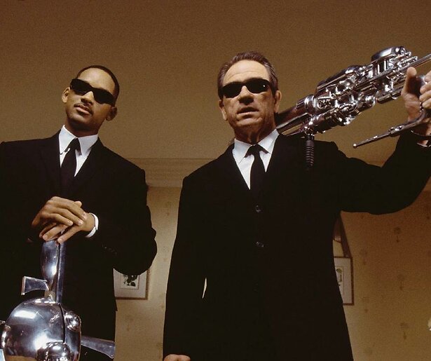 Will Smith moet weer aan de bak in Men in Black II