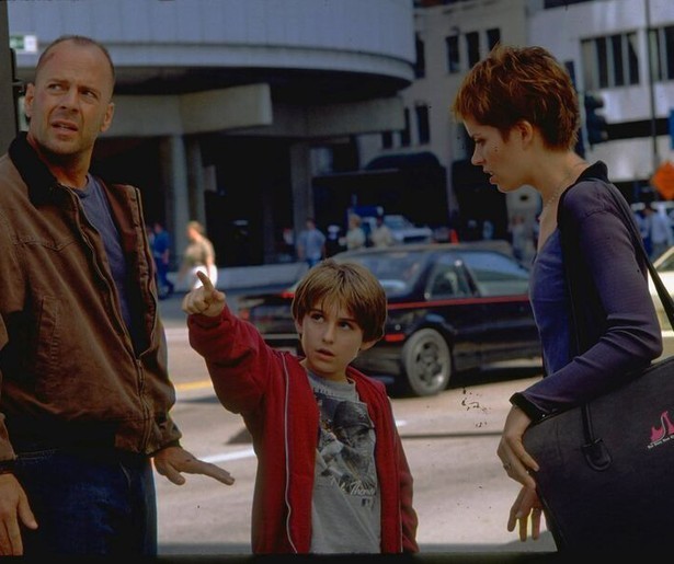 Bruce Willis beschermt een bijzondere jongen in Mercury Rising