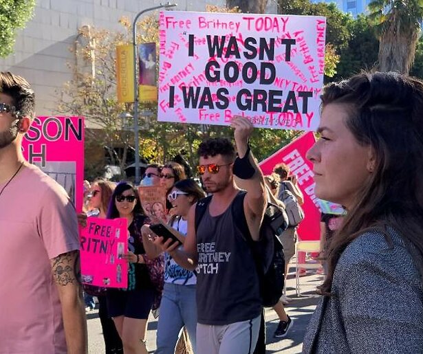 Merel Westrik op zoek naar oorsprong #FreeBritney-movement 