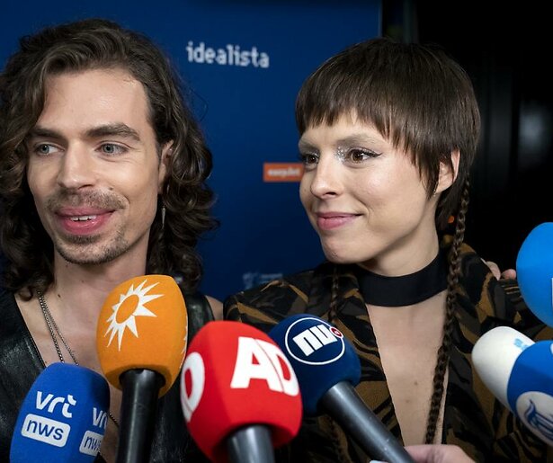 Songfestival-deelnemers Mia Nicolai en Dion Cooper reageren op exit: 'Ik ben zo trots' 