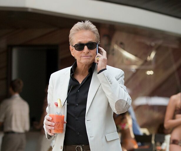 Michael Douglas gaat feesten met al zijn vrienden in Last Vegas