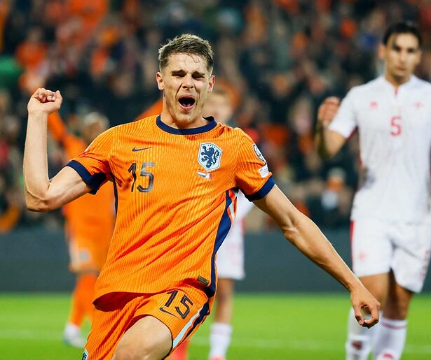 Nederland neemt het in deze WK-kwalificatiestrijd op tegen Polen