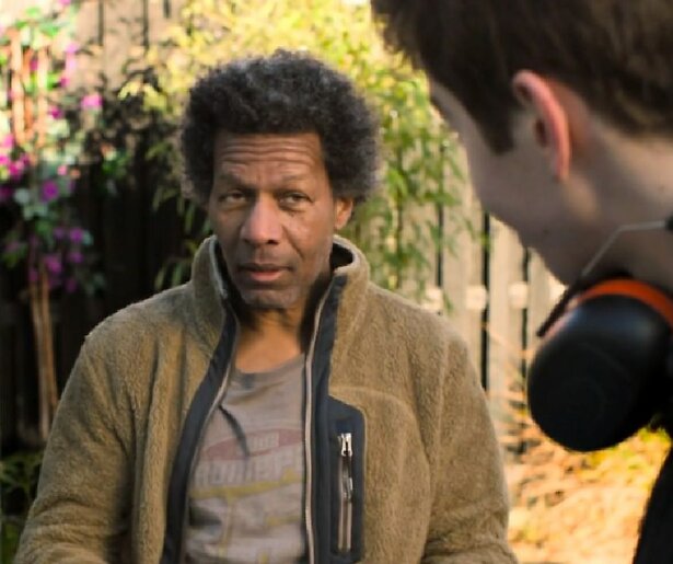 Marcel kan de hulp van Mees goed gebruiken in Oogappels