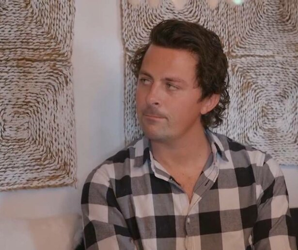 Mike wordt overrompeld door de komst van een nieuwe vrouw in Winter Vol Liefde