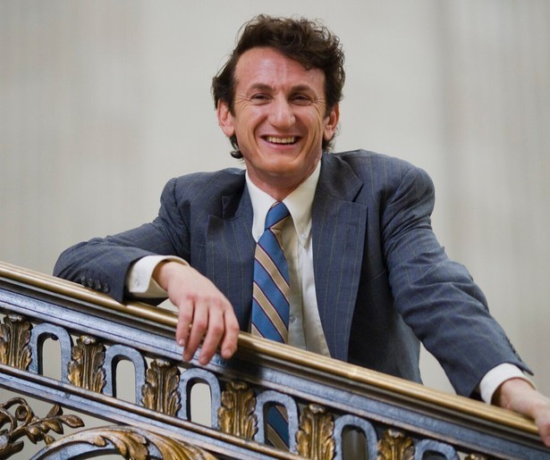 Sean Penn probeert de wereld een beetje beter te maken in Milk