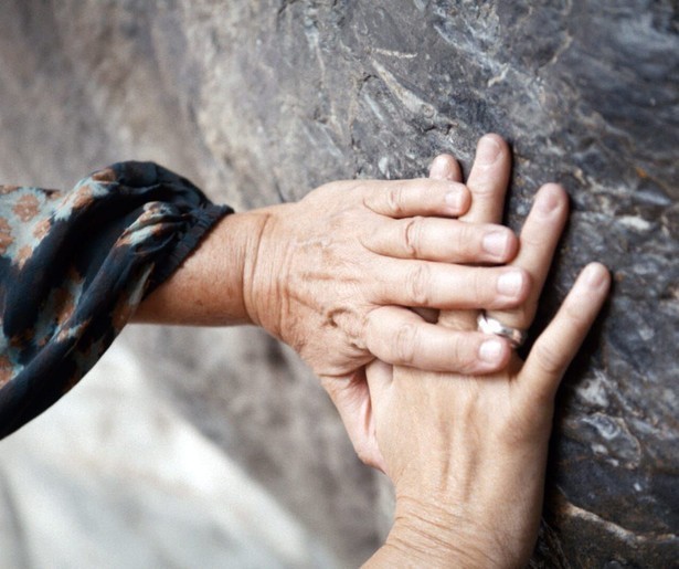 Nathalie Basteyns sluit Mirakel n°71 af in bedevaartsplaats Lourdes