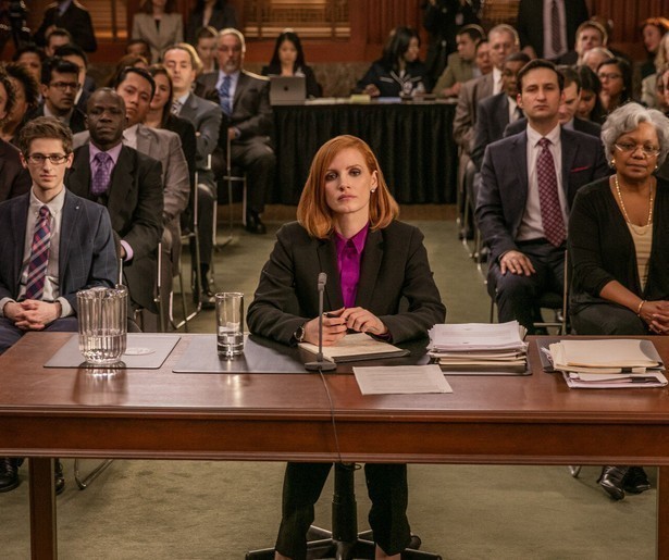 Jessica Chastain lobbyt er op los in Miss Sloane