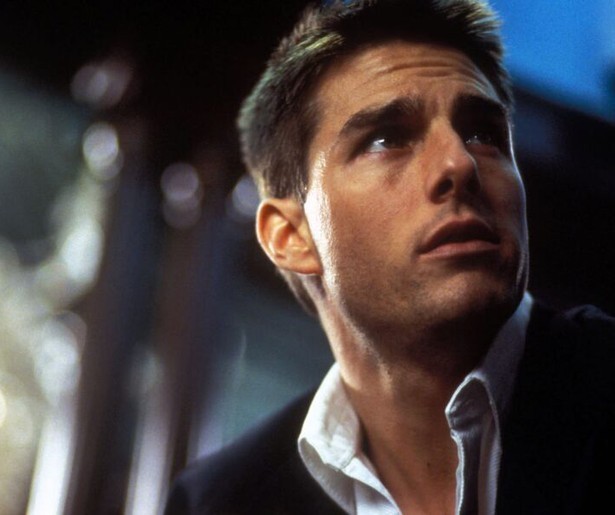 Tom Cruise komt voor de allereerste keer in actie als Ethan Hunt in Mission: Impossible