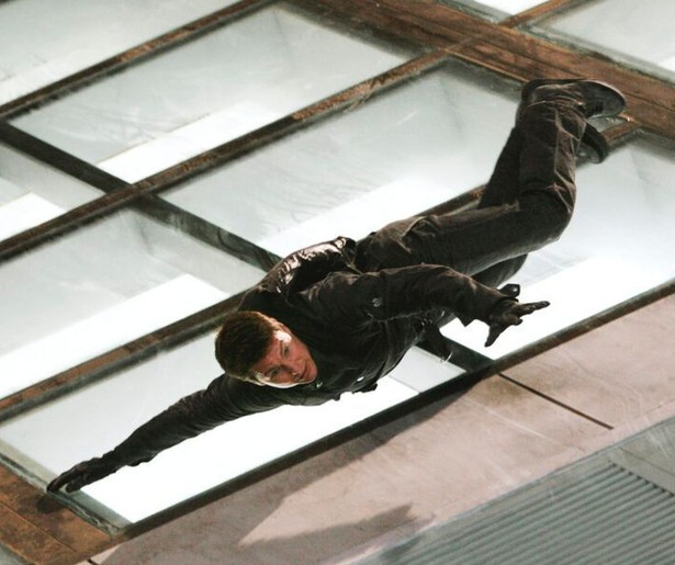 Tom Cruise dendert weer eens lekker door in Mission: Impossible III