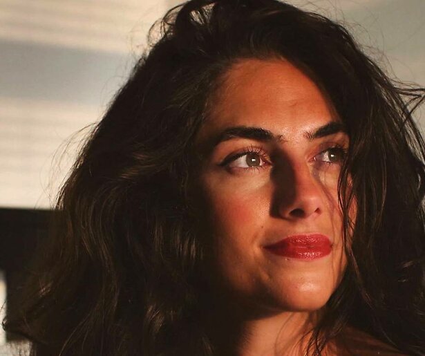 Gisele vertelt over de lastige periode uit haar jeugd in Het Mooiste Meisje van de Klas