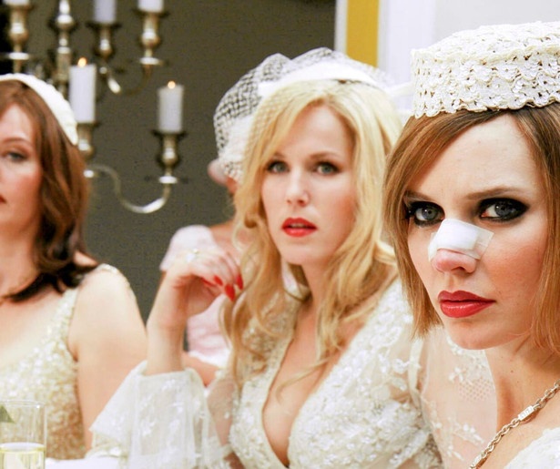 Bracha van Doesburgh neemt wraak in Moordwijven