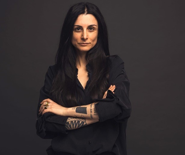 Sahar Meradji van start met de nieuwe ‘rauwe, confronterende' docuserie Moslims