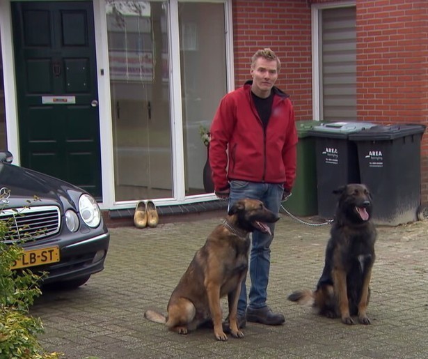 Zorgen blaffende herders voor teveel geluidsoverlast? Mr Frank Visser beslist