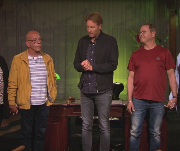 Maken de vogeltjes echt teveel herrie in Mr. Frank Visser Doet Uitspraak