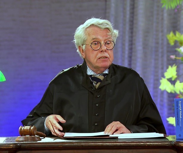 De gemoederen lopen hoog op in een nieuwe aflevering van Mr. Frank Visser Doet Uitspraak