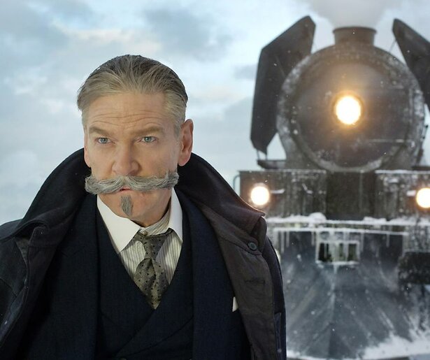 Kenneth Branagh en zijn snor doorzien alles en iedereen in Murder on the Orient Express