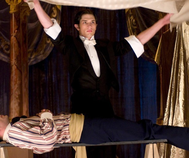 Slaat de beroemde boeienkoning op de vlucht in Murdoch Mysteries?