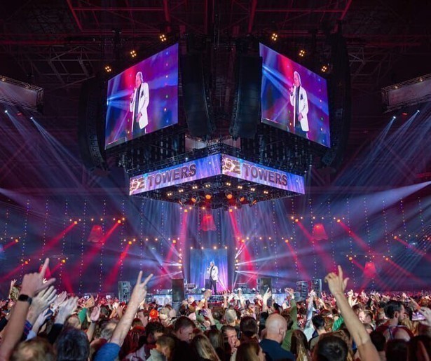 Zing luidkeels mee met de tv-registratie van het Mega Piraten Festijn 2023 op NPO 1