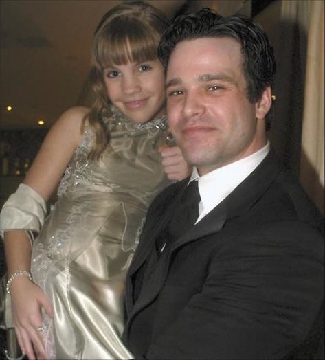 Soapster Nathaniel Marston overleden na auto-ongeluk Soapster Nathaniel Marston overleden na auto-ongeluk