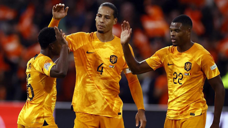 Nederlands elftal wint van België. Nederlands elftal wint van België.