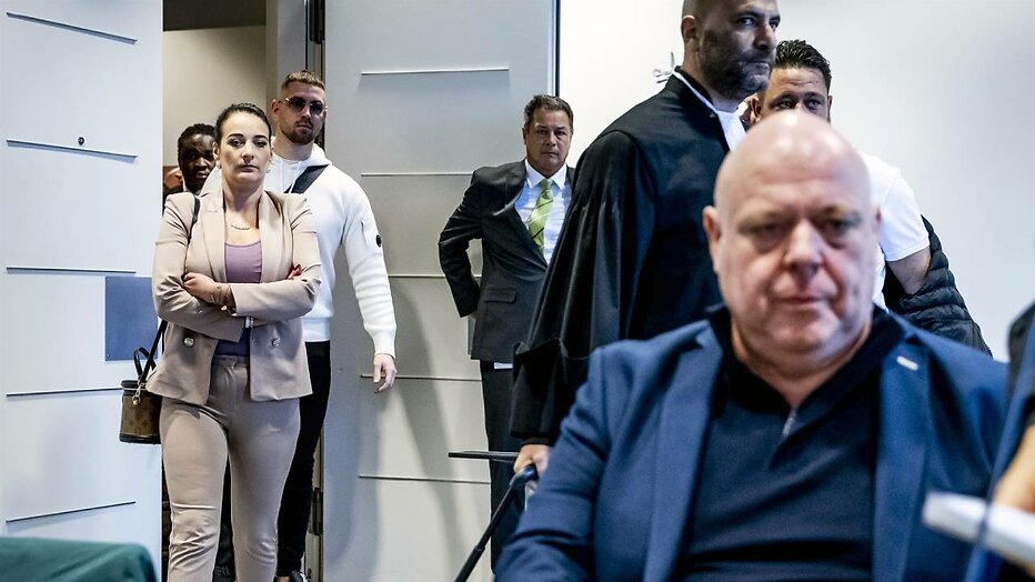 Peter Gillis en Nicol Kremers in de rechtbank. Peter Gillis en Nicol Kremers in de rechtbank.