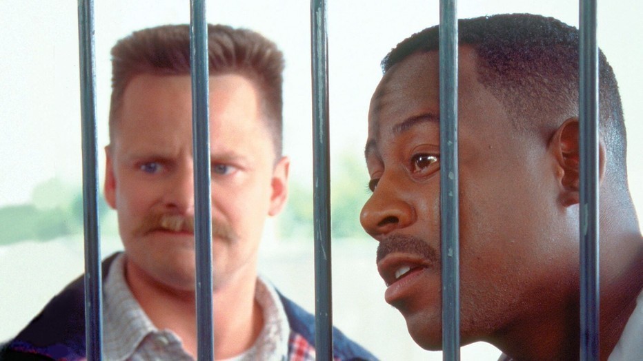 Martin Lawrence als Earl Montgomery in National Security