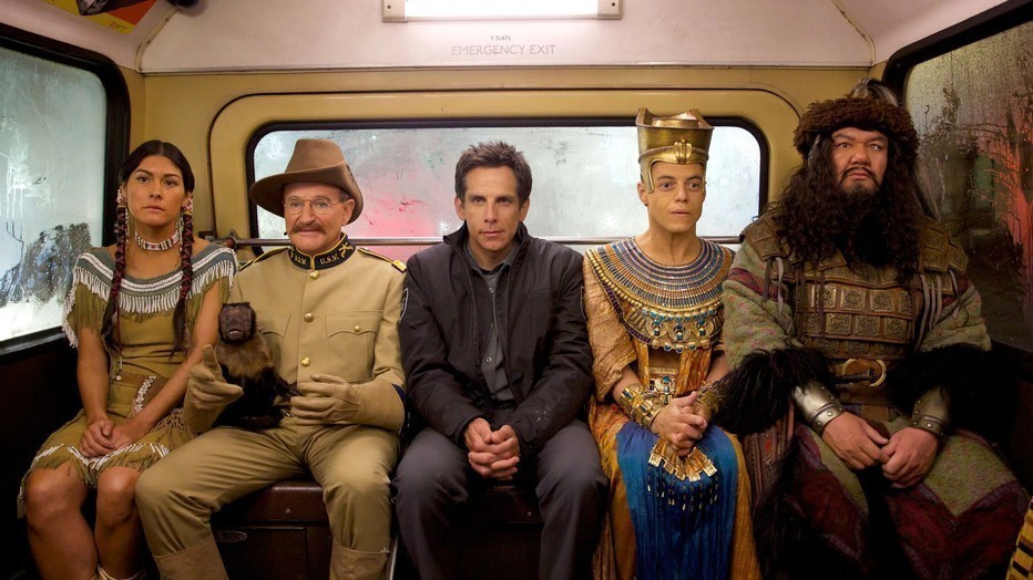 Ben Stiller en overige karakters uit Night at the Museum: Battle of the Smithsonian