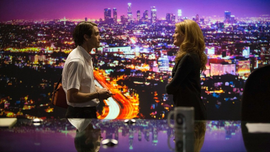 Jake Gyllenhaal en Rene Russo in Nightcrawler