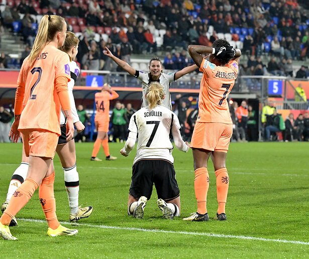 De TV van gisteren: Televisiekijkend Nederland ziet Oranjevrouwen Spelen mislopen