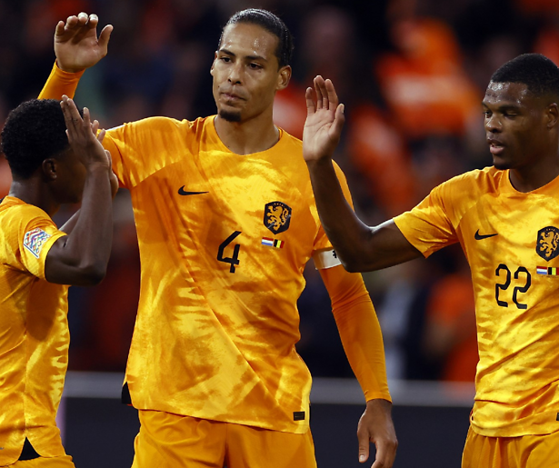 De TV van gisteren: Kijkers massaal voor de buis voor Oranje