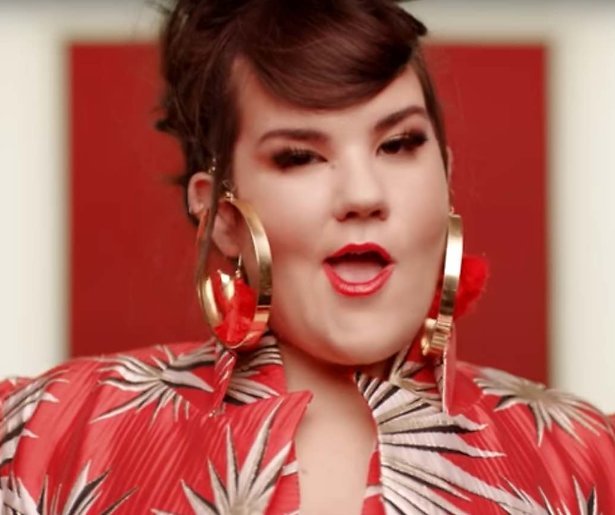 Gedoodverfde winnares Songfestival doet kip na