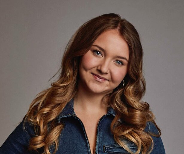 Eigen lied van actrice en zangeres Noa Zwan in GTST