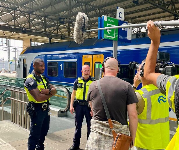 Kijkje achter de schermen bij NS Veiligheid & Service in nieuwe RTL 5-serie