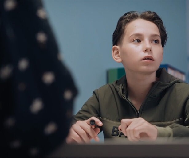 Nuri en Niek laten zien hoe het eraan toegaat op de afdeling Medische Psychologie in Het Kinderziekenhuis