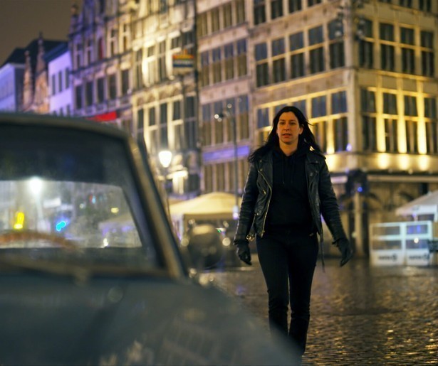 Raven van Dorst brengt een bezoekje aan Antwerpen in Nachtdieren