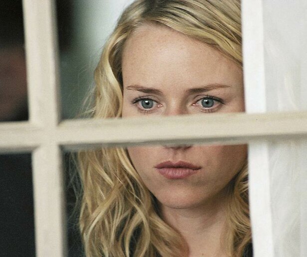 Hangt het leven van Naomi Watts aan een zijden draadje in The Ring?
