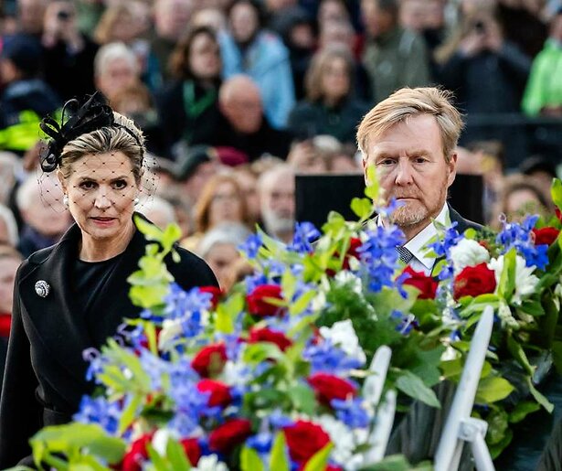 Koning Willem-Alexander staat stil bij het einde van de Tweede Wereldoorlog