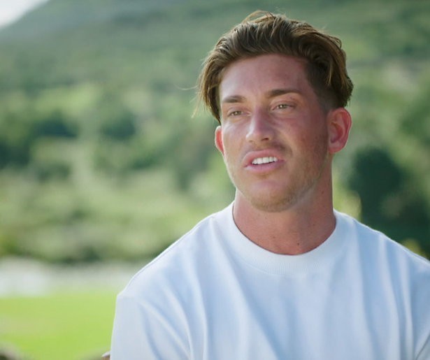 Videosnack: Niek vindt dat zijn uiterlijk het best bij Gaby past 