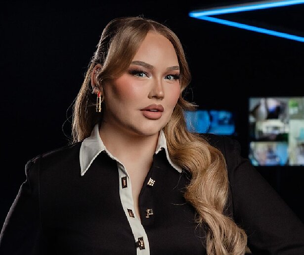 Nikkie de Jager scoort nieuwe tv-klus: 'Ik heb Carlo Boszhards baan gestolen'