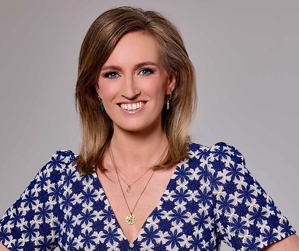 Hart van Nederland-presentatrice Nikki Herr in verwachting van een tweeling