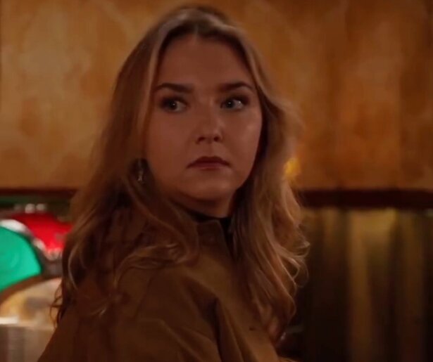 Noa Zwan gaat op onderzoek uit in Goede Tijden, Slechte Tijden