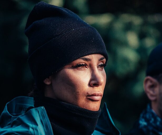 De BN'ers ontvangen berichten van het thuisfront in No Way Back VIPS